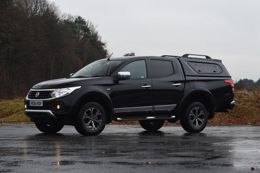  Fiat Fullback Double Cab (503) 2016 года  (UK) (фото 22 из 38)